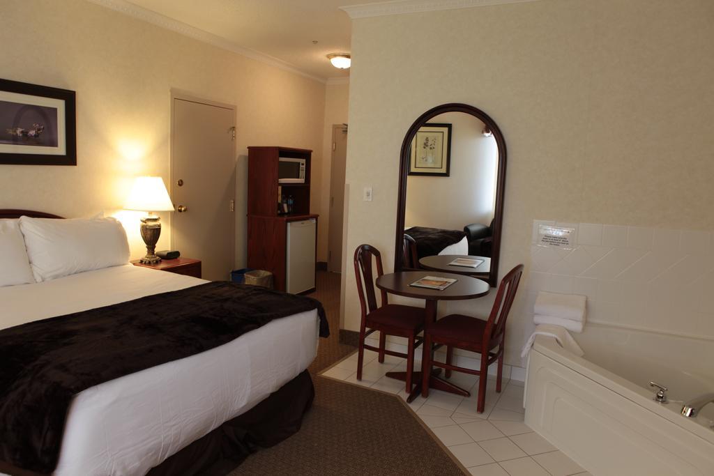 Continental Inn & Suites Edmonton Oda fotoğraf
