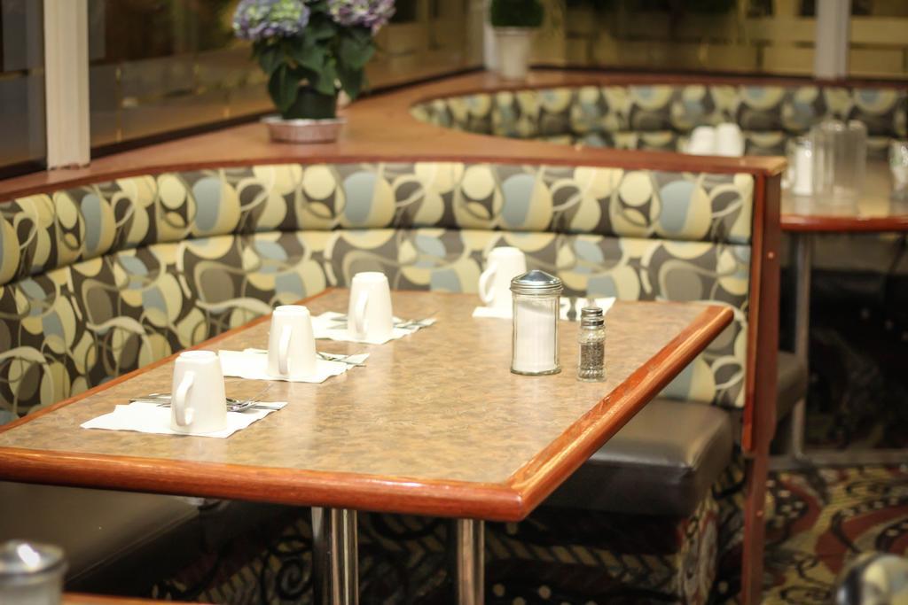 Continental Inn & Suites Edmonton Dış mekan fotoğraf
